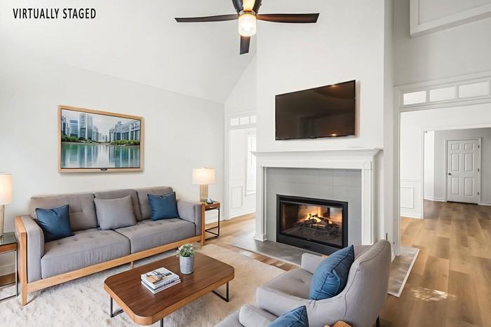 529 Eastland Drive - Photo 3 of 44