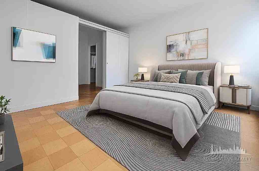 East 46th Street #1 - Photo 2 of 4