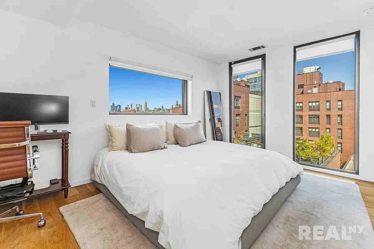 50 North 1st Street #5E - Photo 2 of 7