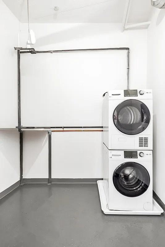 99 Gold Street #3D - Photo 6 of 13