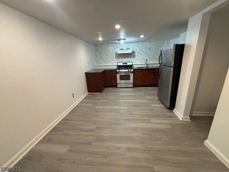 540 Marshall St - Photo 5 of 17