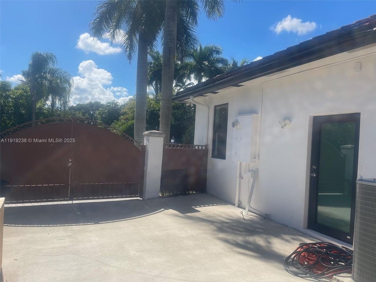 8775 Sw 164th St #1 - Photo 4 of 18