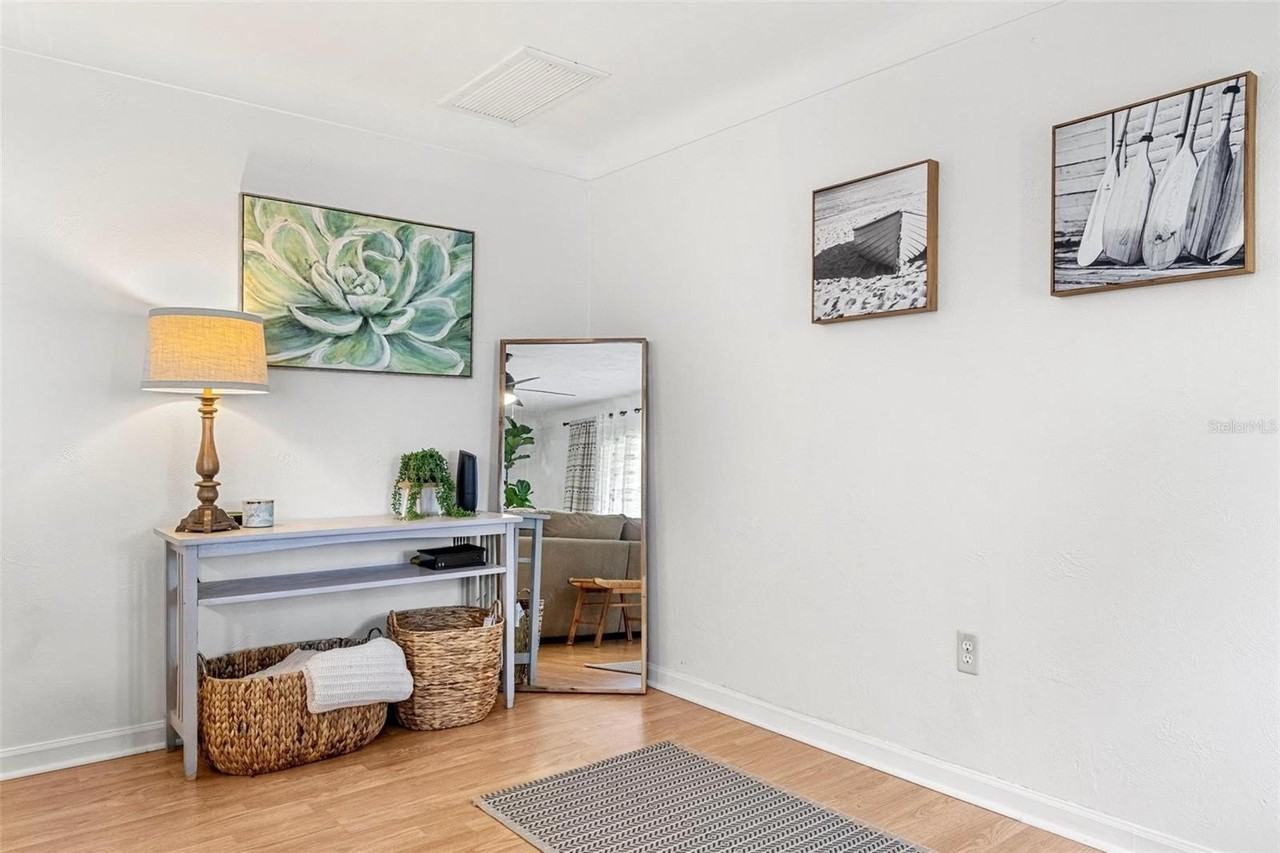 6190 36th Ave N - Photo 2 of 25