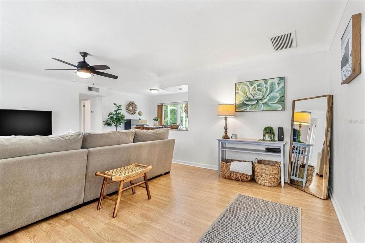 6190 36th Ave N - Photo 3 of 25