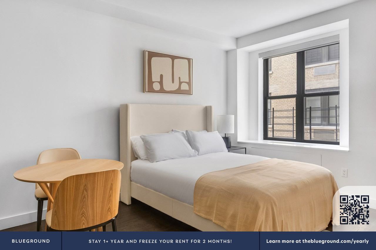 666 W End Ave #1960 - Photo 7 of 28