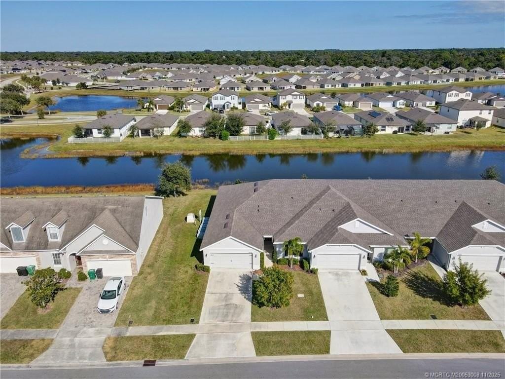 5208 Manciano Street - Photo 2 of 50