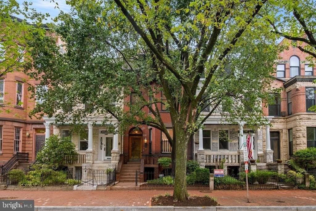 1120 East Capitol Street Northeast - Photo 7 of 50