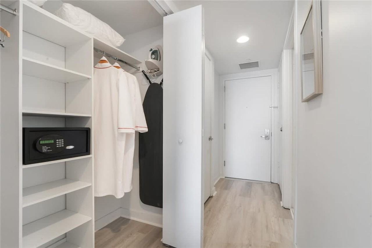 2602 E Hallandale Beach Blvd #1227526P - Photo 3 of 19