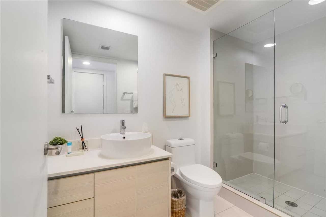 2602 E Hallandale Beach Blvd #1227526P - Photo 4 of 19