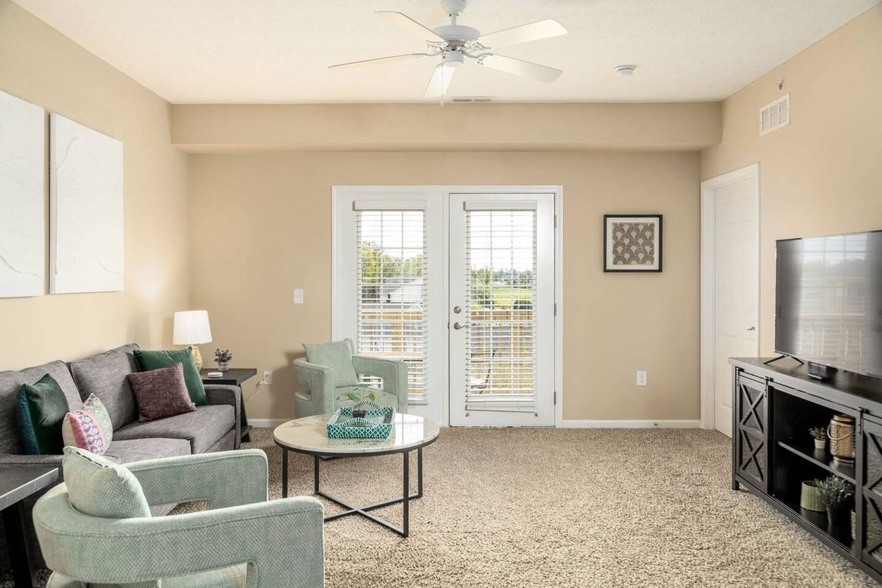 6226 Oonas Way - Photo 2 of 31