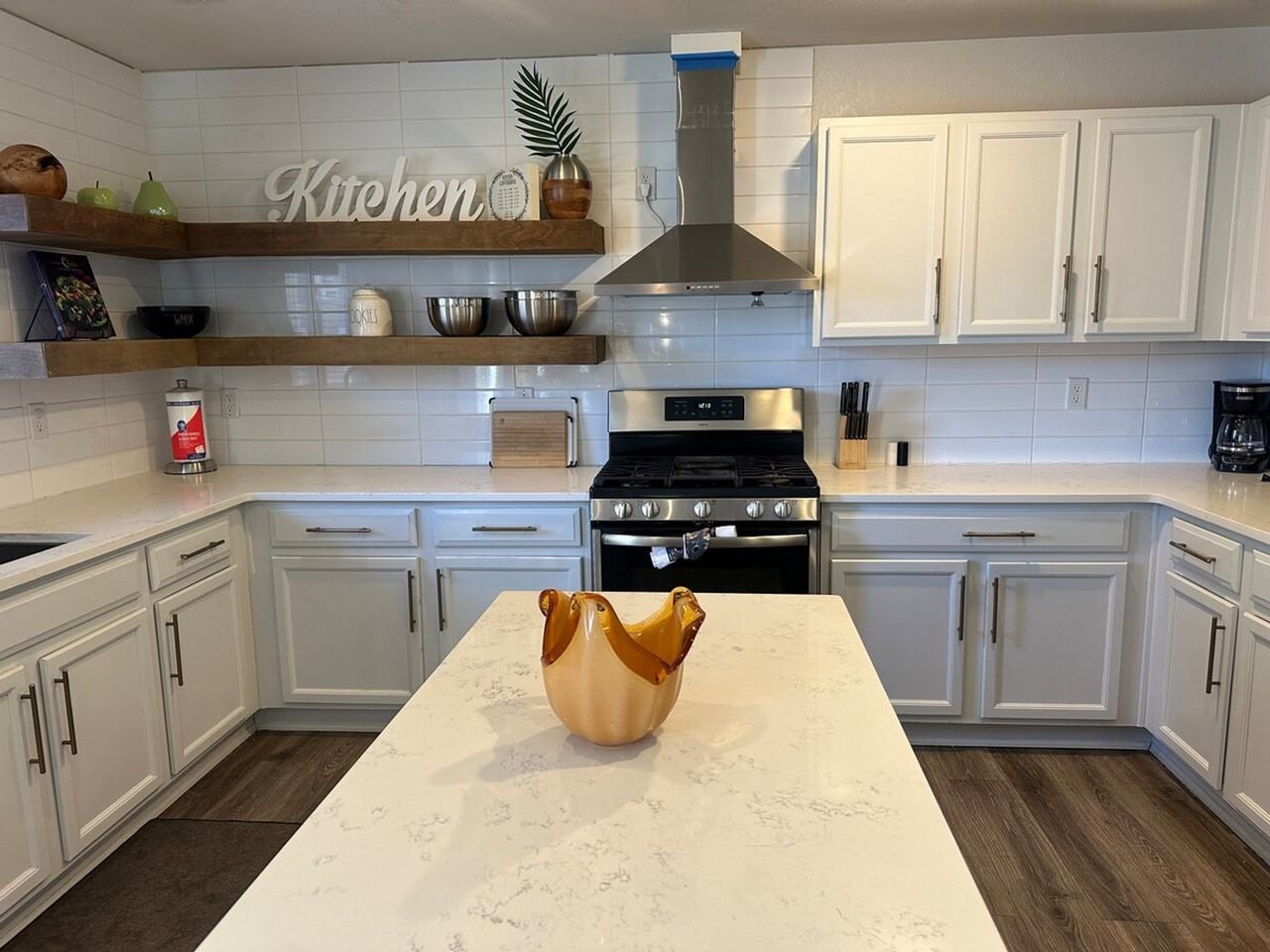 11987 Bolton Dr #1364676P - Photo 4 of 23