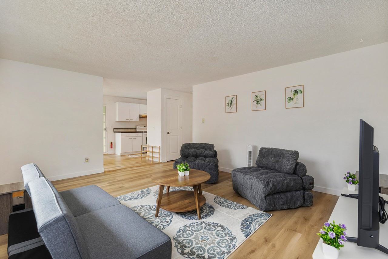 15704 Ash Way #1265146P - Photo 4 of 18