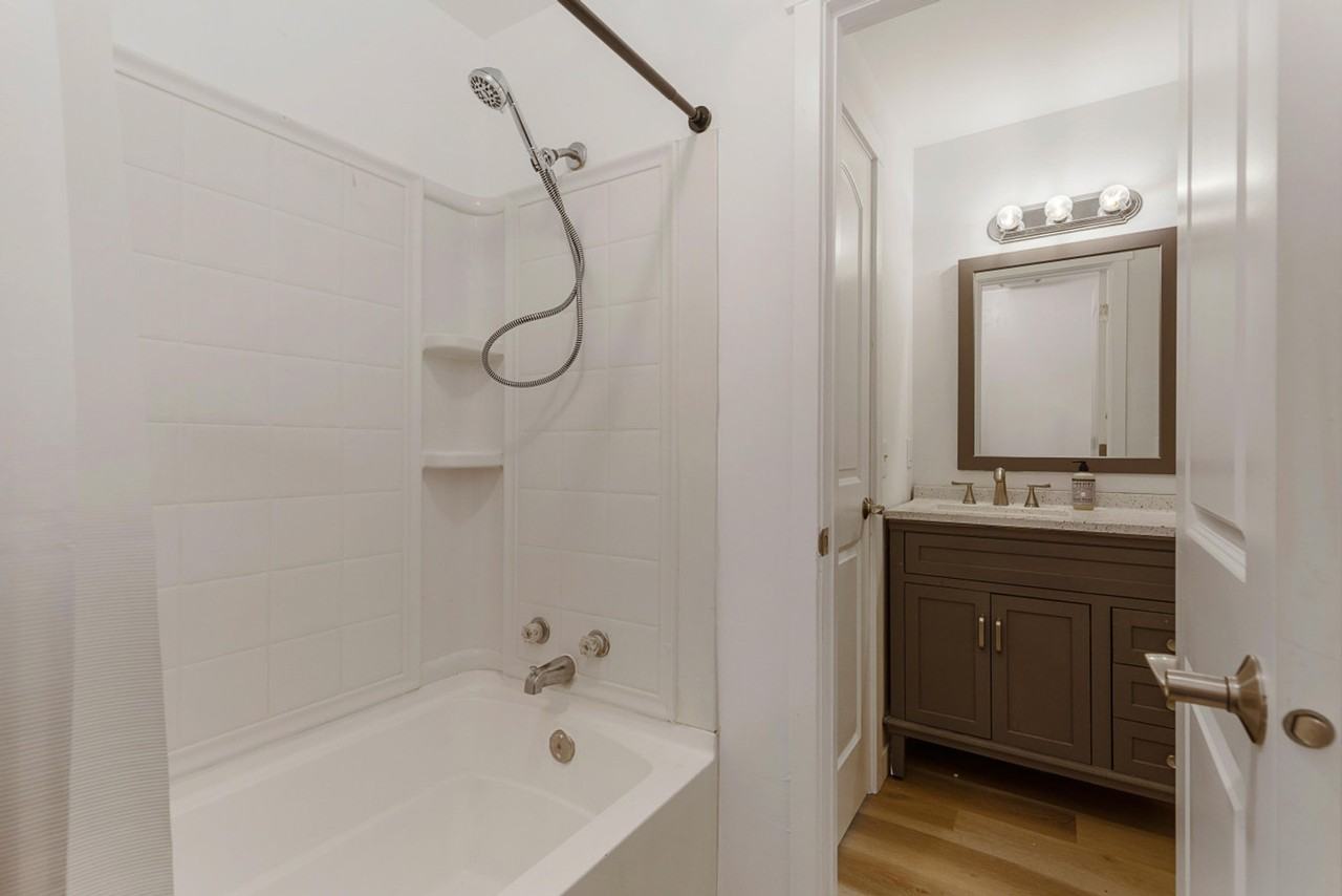 15704 Ash Way #1265146P - Photo 6 of 18