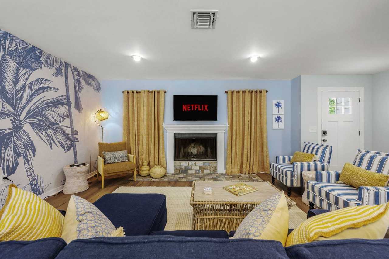 8580 139th Ln #1319941P - Photo 3 of 50