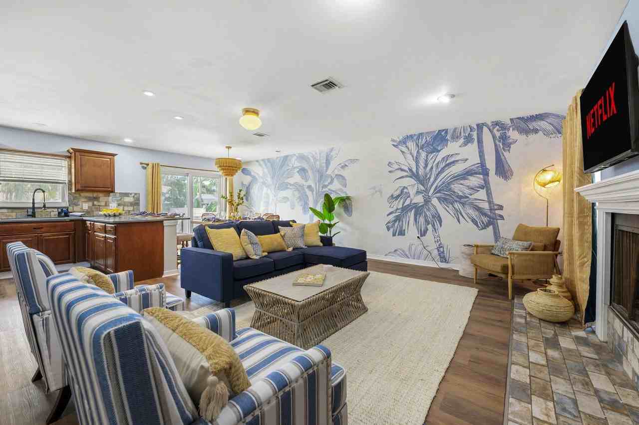 8580 139th Ln #1319941P - Photo 5 of 50