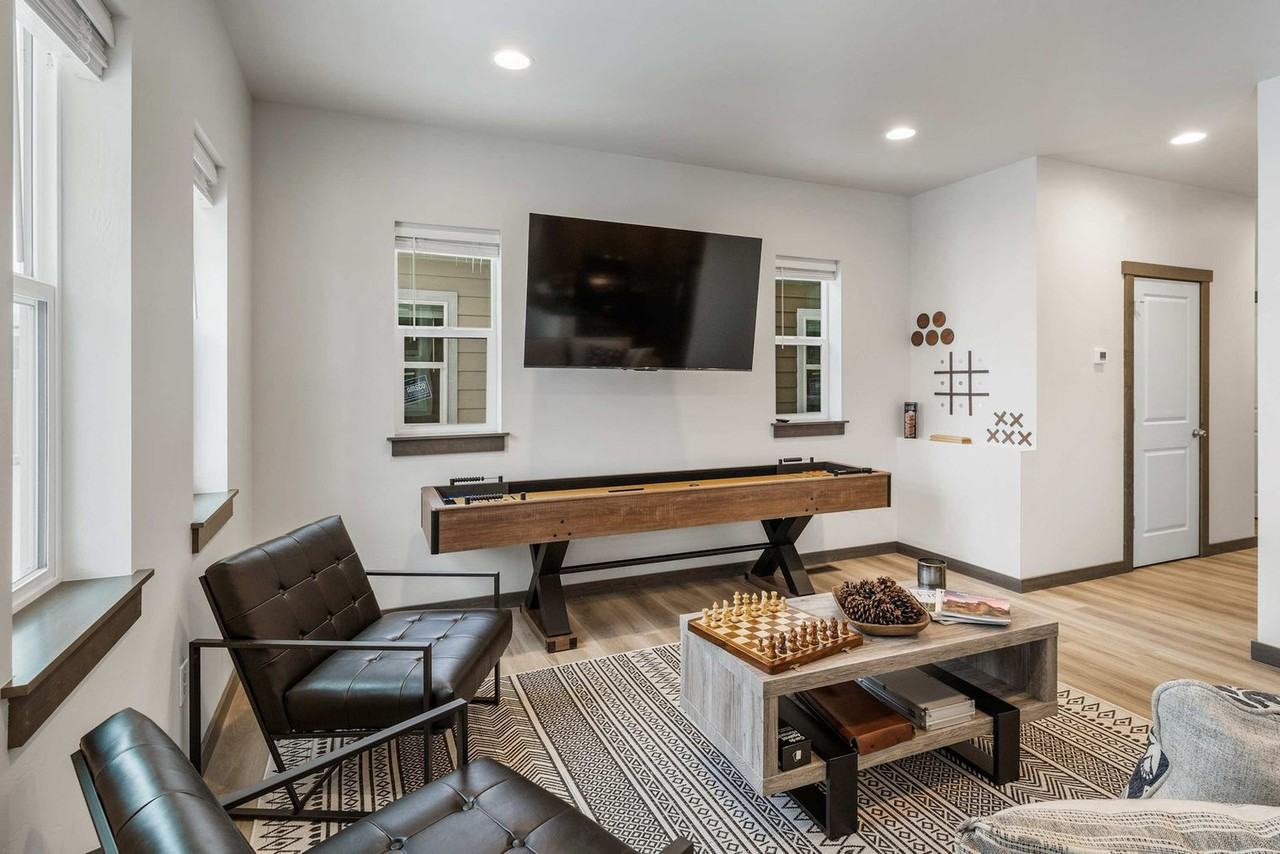 2942 W Babcock St #1339978P - Photo 4 of 38