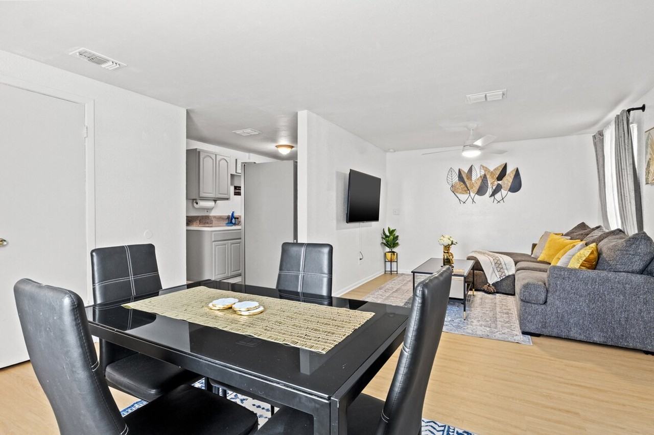 3906 E Powhatan Ave #1343015P - Photo 7 of 21