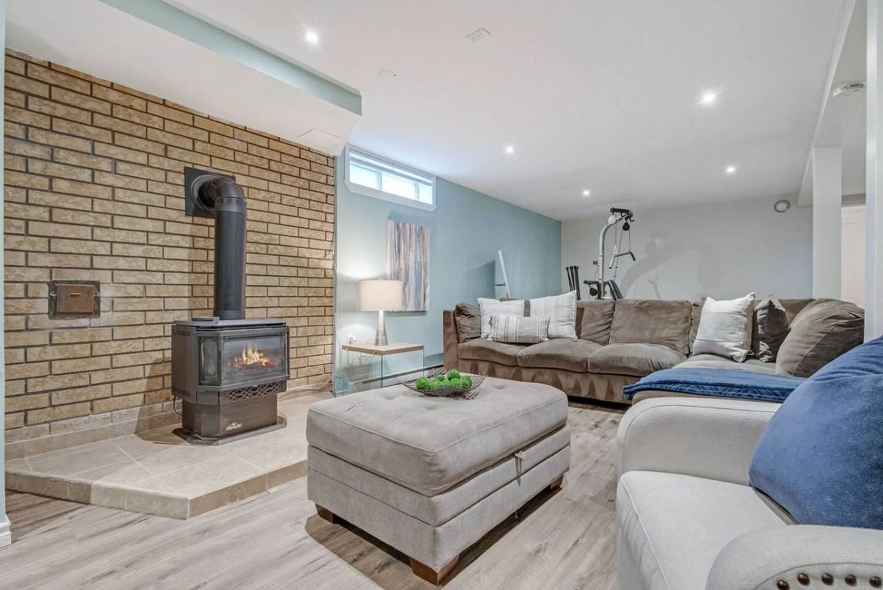 306 Rue Riviera - Photo 3 of 36