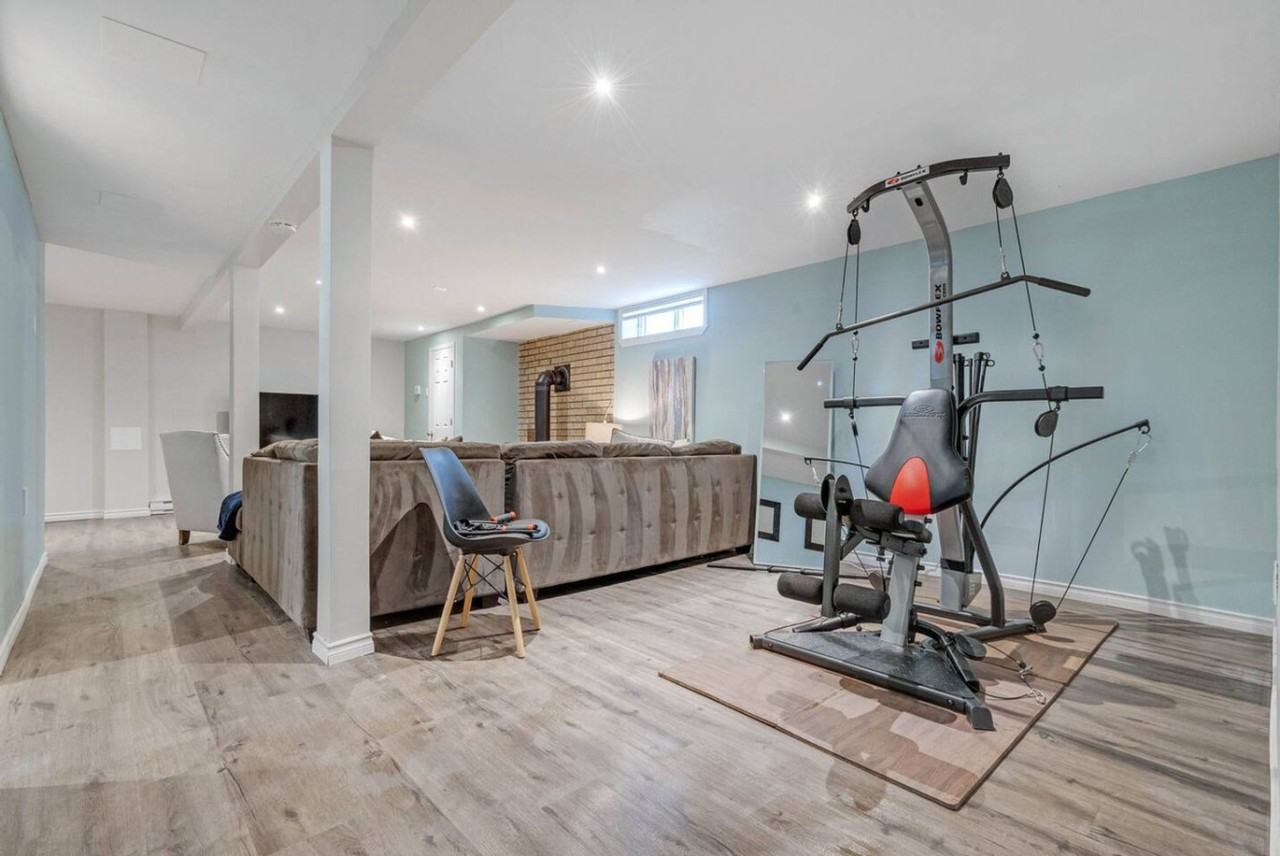 306 Rue Riviera - Photo 4 of 36