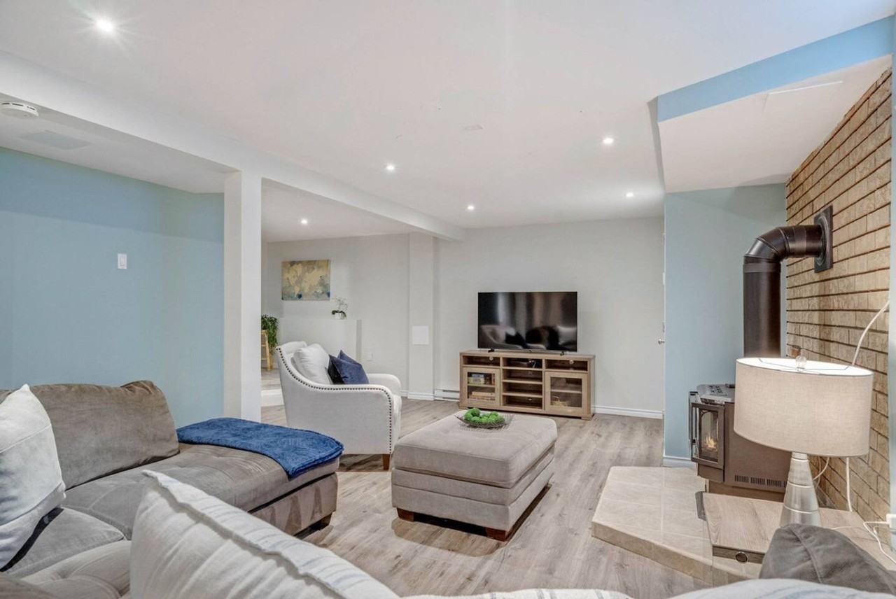 306 Rue Riviera - Photo 5 of 36