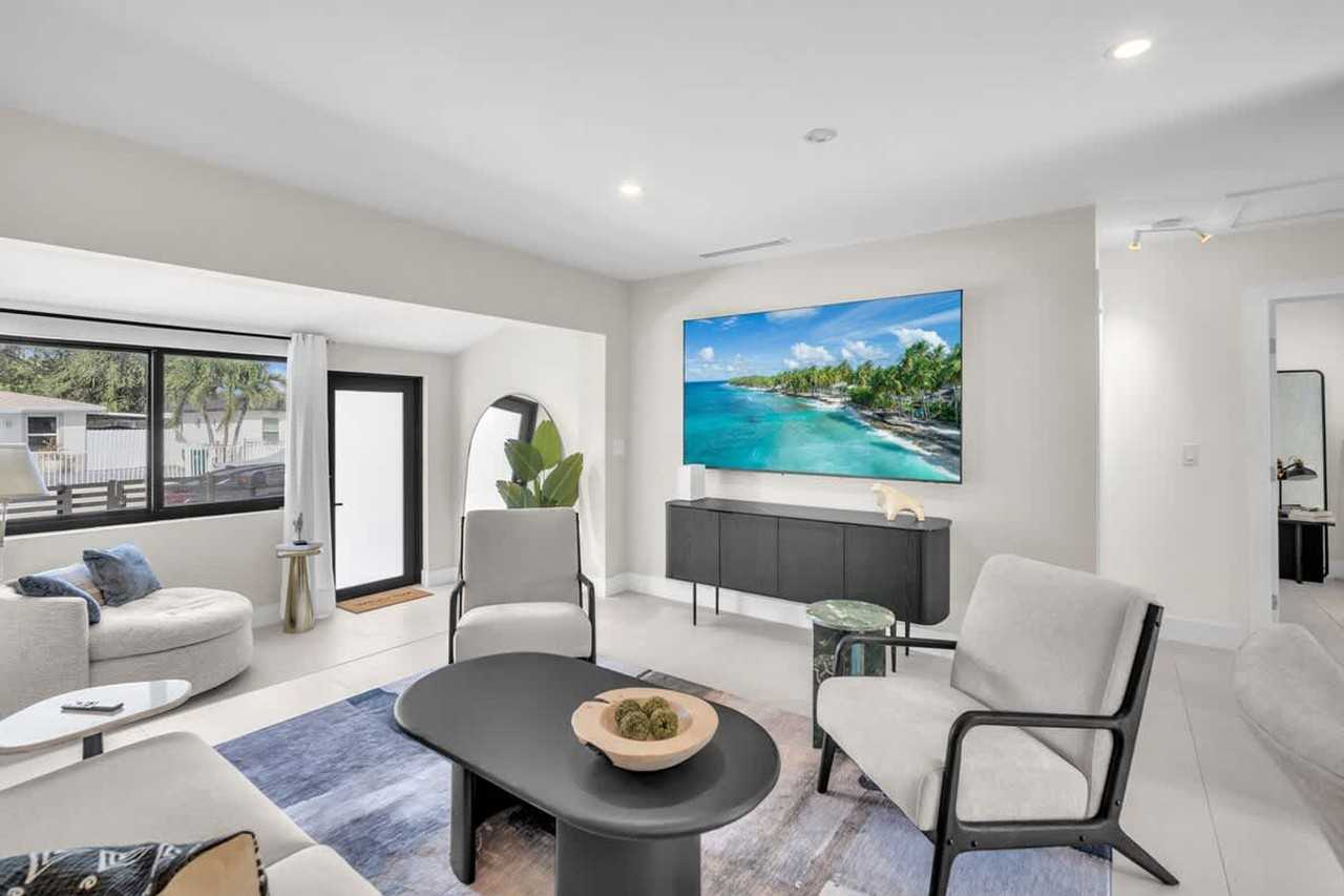 400 Nw 45th St #1344554P - Photo 5 of 39