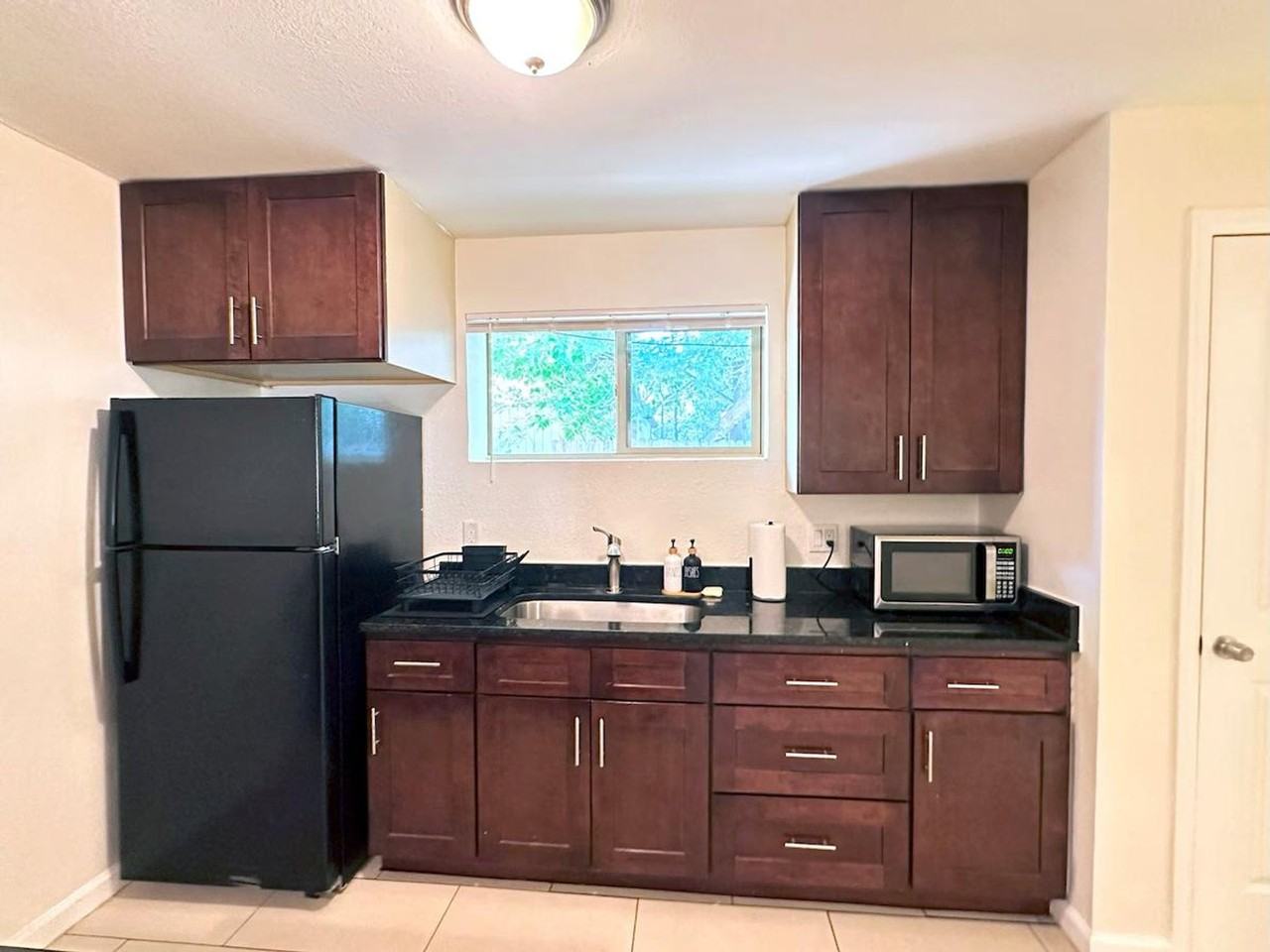 1430 Pierce St #1341155P - Photo 3 of 28