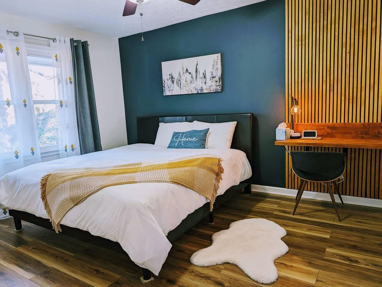 1303 Colony Drive - Photo 5 of 30