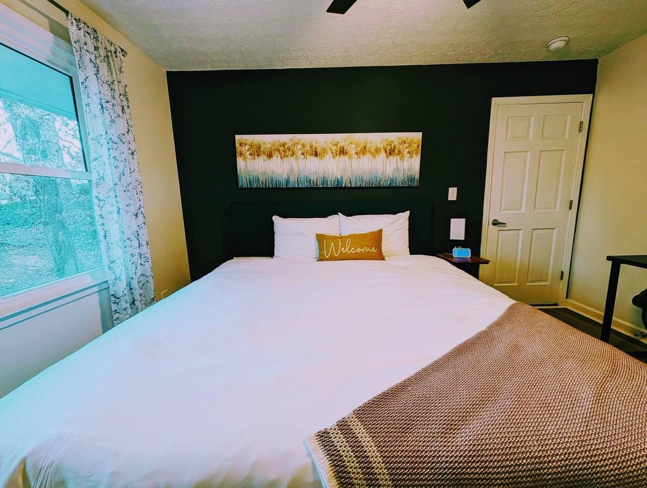 1303 Colony Drive - Photo 7 of 30