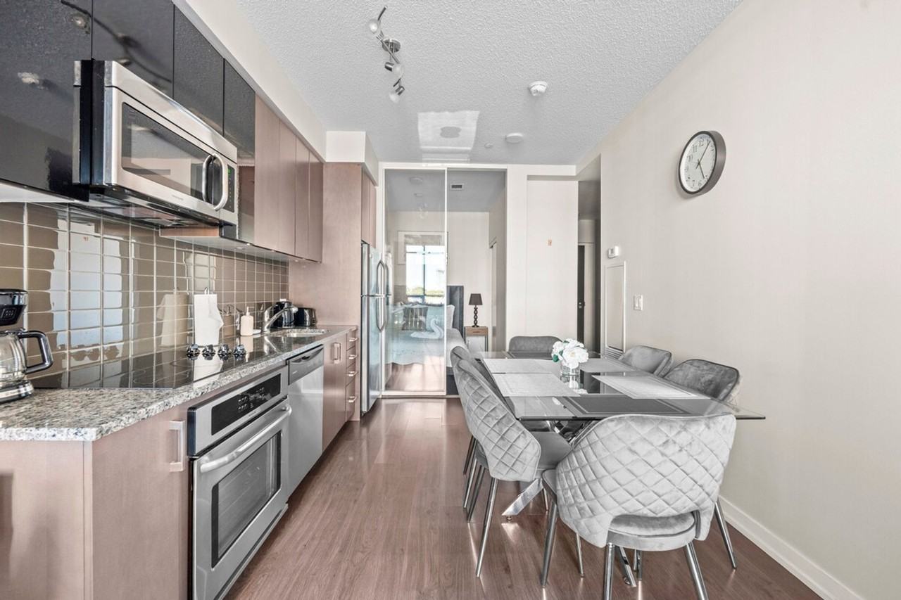 98 Lillian St #1345806P - Photo 7 of 27