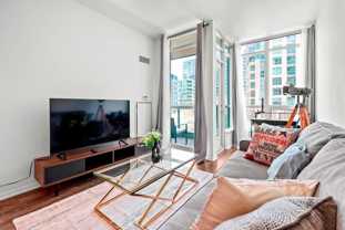 87 Fort York Boulevard - Photo 1 of 1