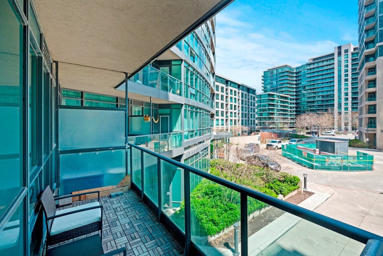 231 Fort York Blvd #1346008P - Photo 7 of 19