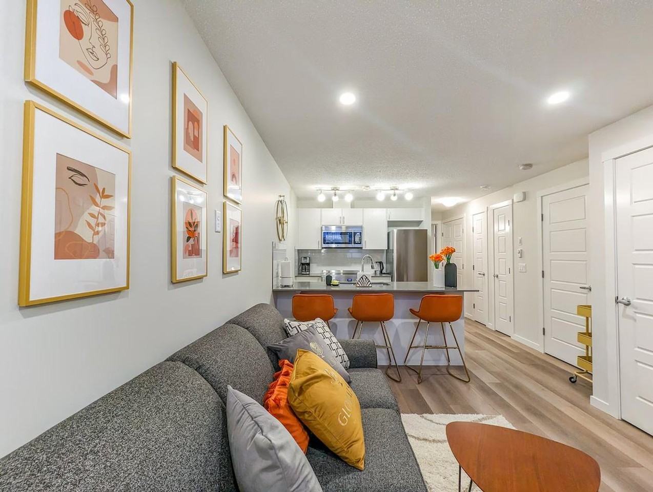 317 Cranbrook Sq Se #1346041P - Photo 3 of 21