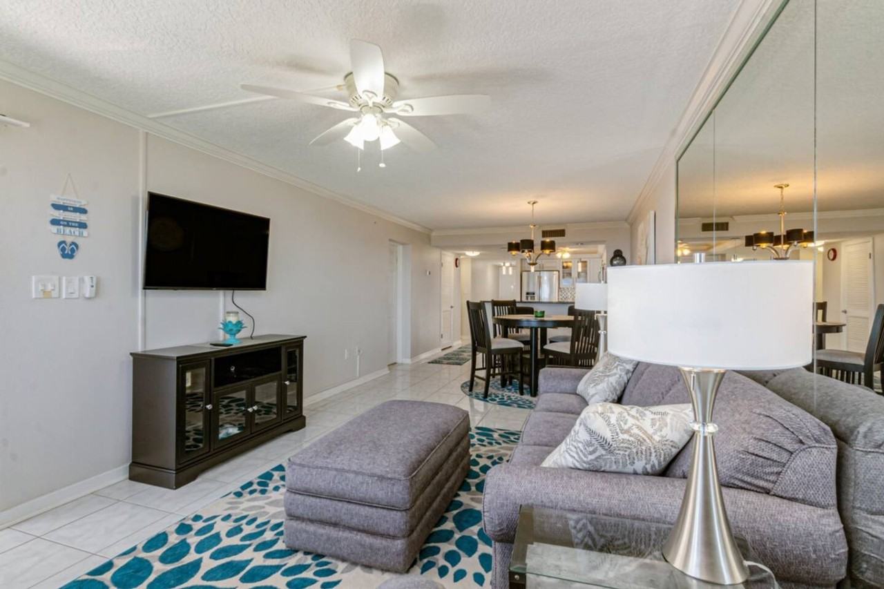 555 Fillmore Ave #1346828P - Photo 3 of 34