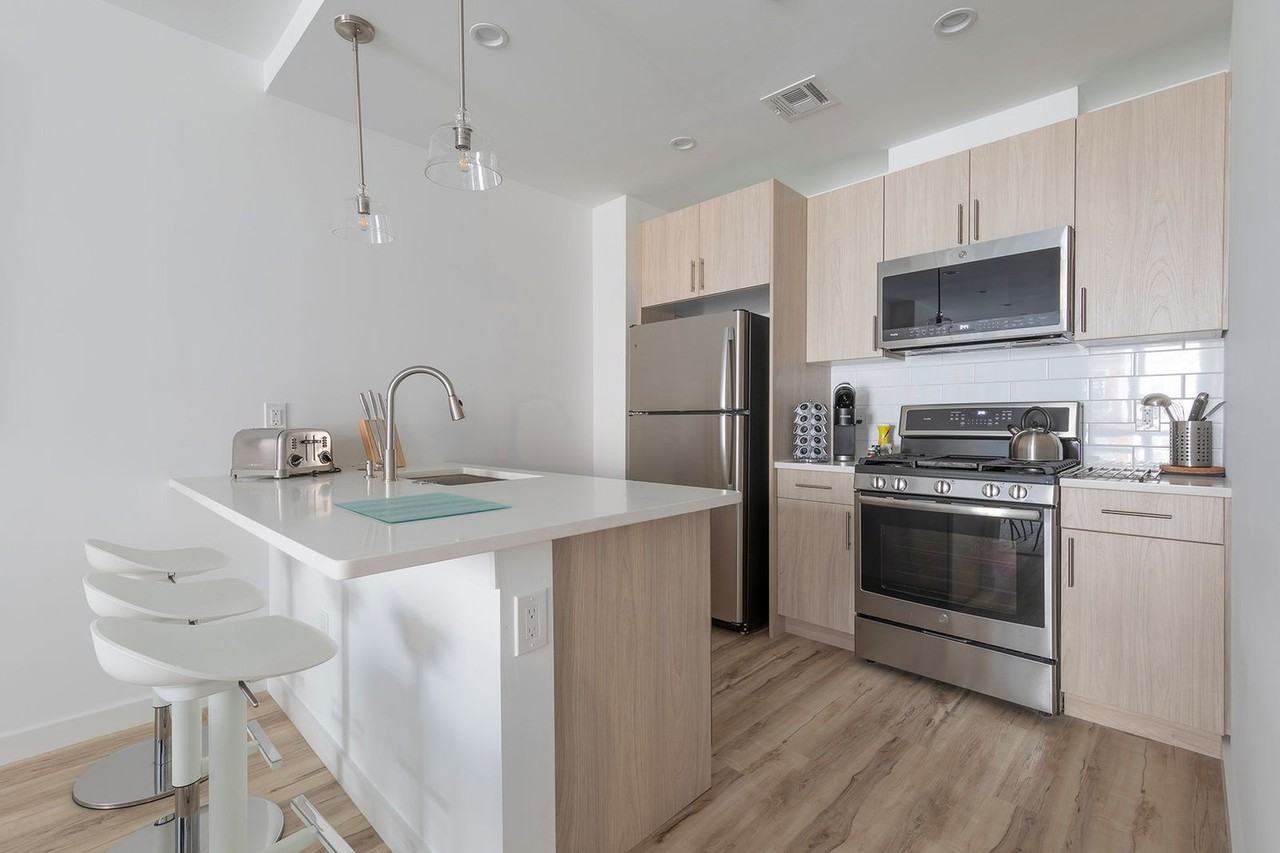 300 Marshall Dr #1041929P - Photo 3 of 14