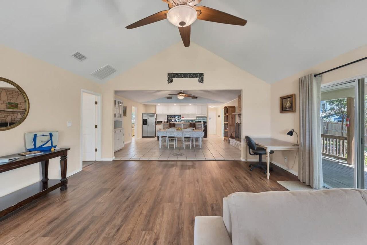 2388 Lakeshore Dr #1351236P - Photo 3 of 44