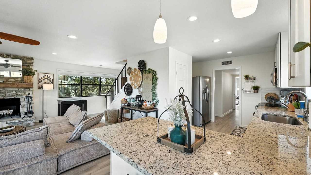 1240 Canyon Springs Dr #1351232P - Photo 6 of 37