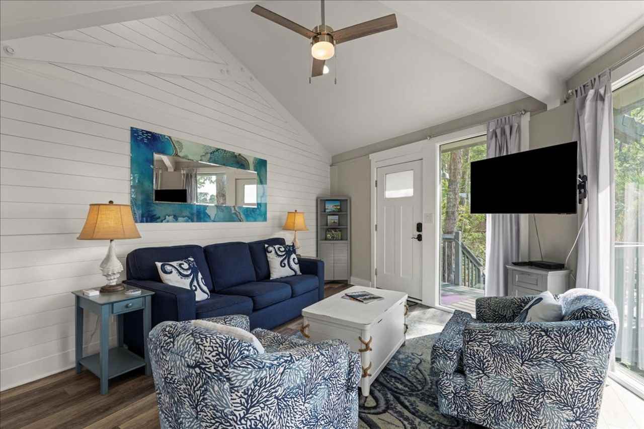 2041 Deer Island Rd #1351744P - Photo 4 of 34