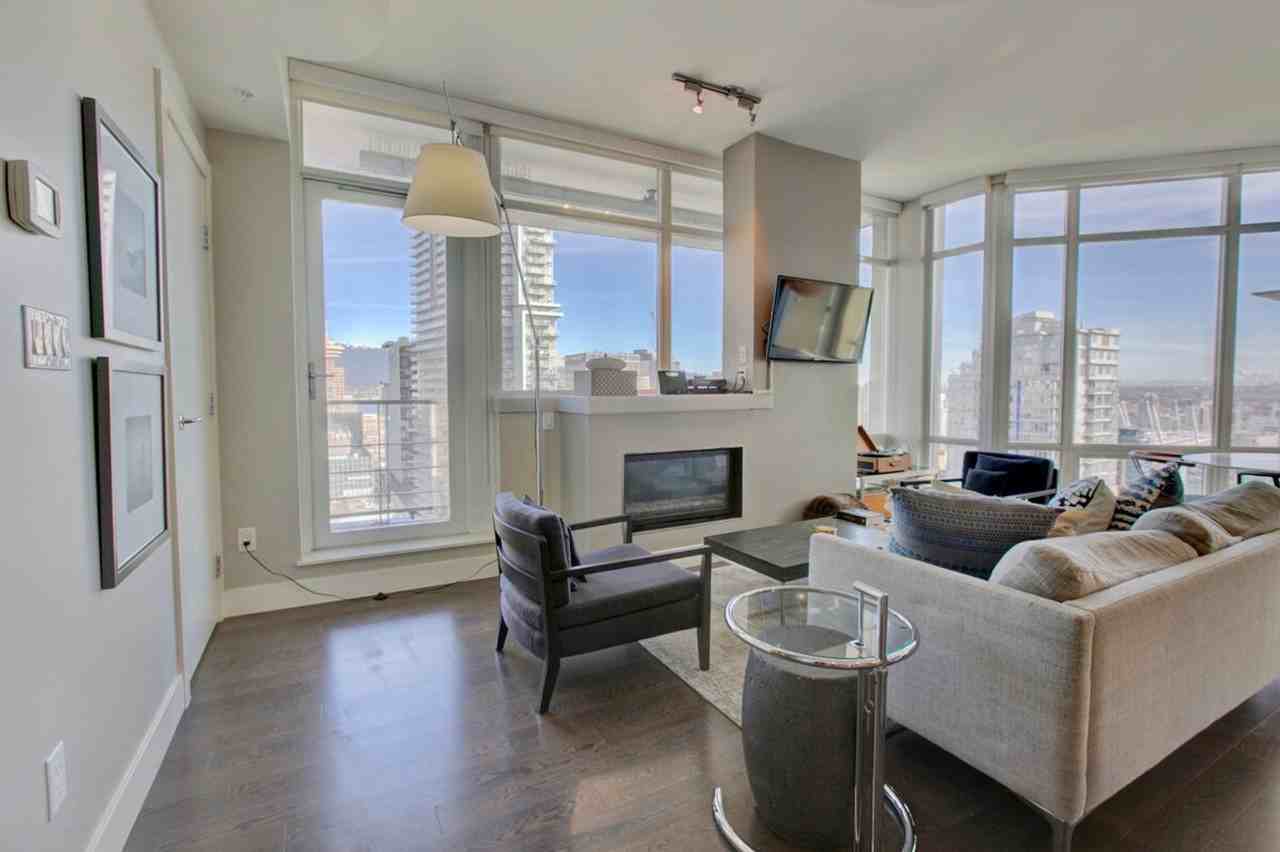 565 Smithe St #1345518P - Photo 3 of 40