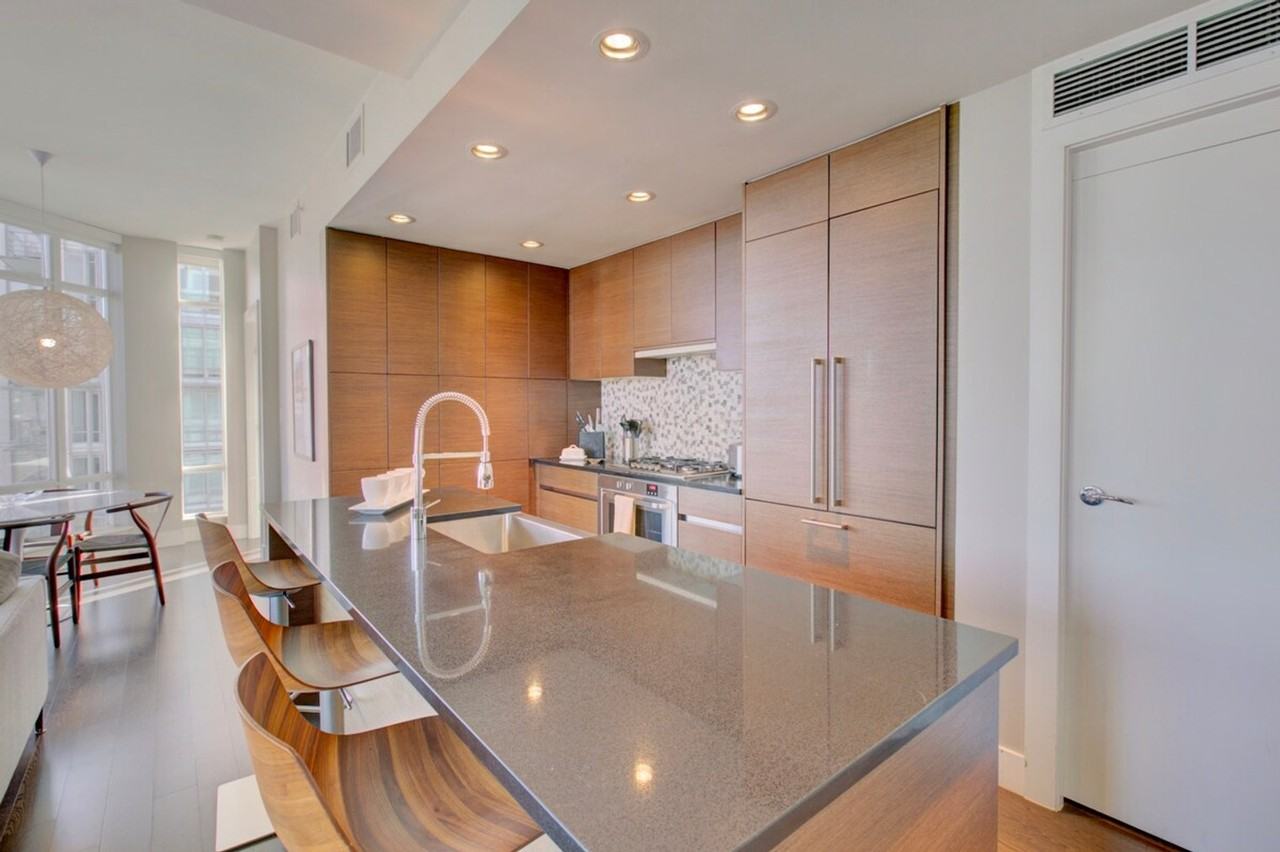 565 Smithe St #1345518P - Photo 7 of 40