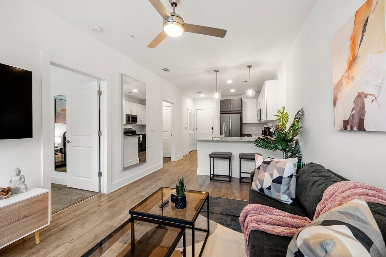 230 Bill Kennedy Way Se #1351862P - Photo 3 of 12