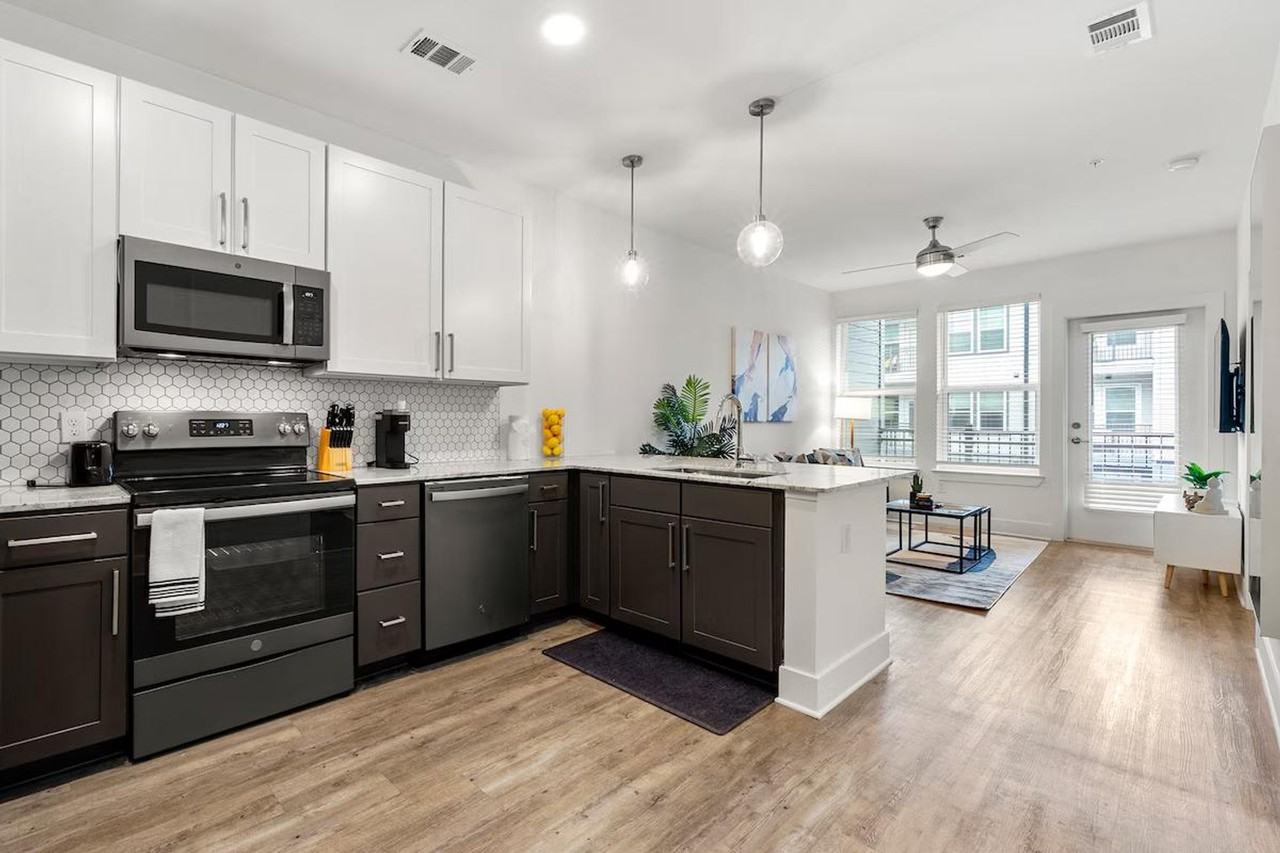 230 Bill Kennedy Way Se #1351862P - Photo 6 of 12