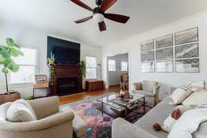 featured image of 1025 N 34th St