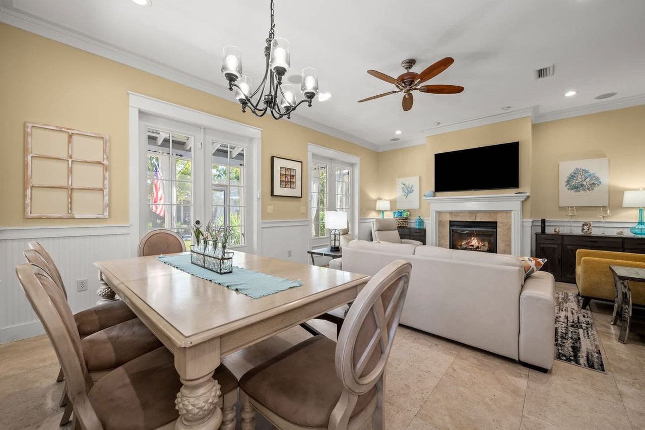 2469 Bungalo Ln #1354366P - Photo 2 of 50