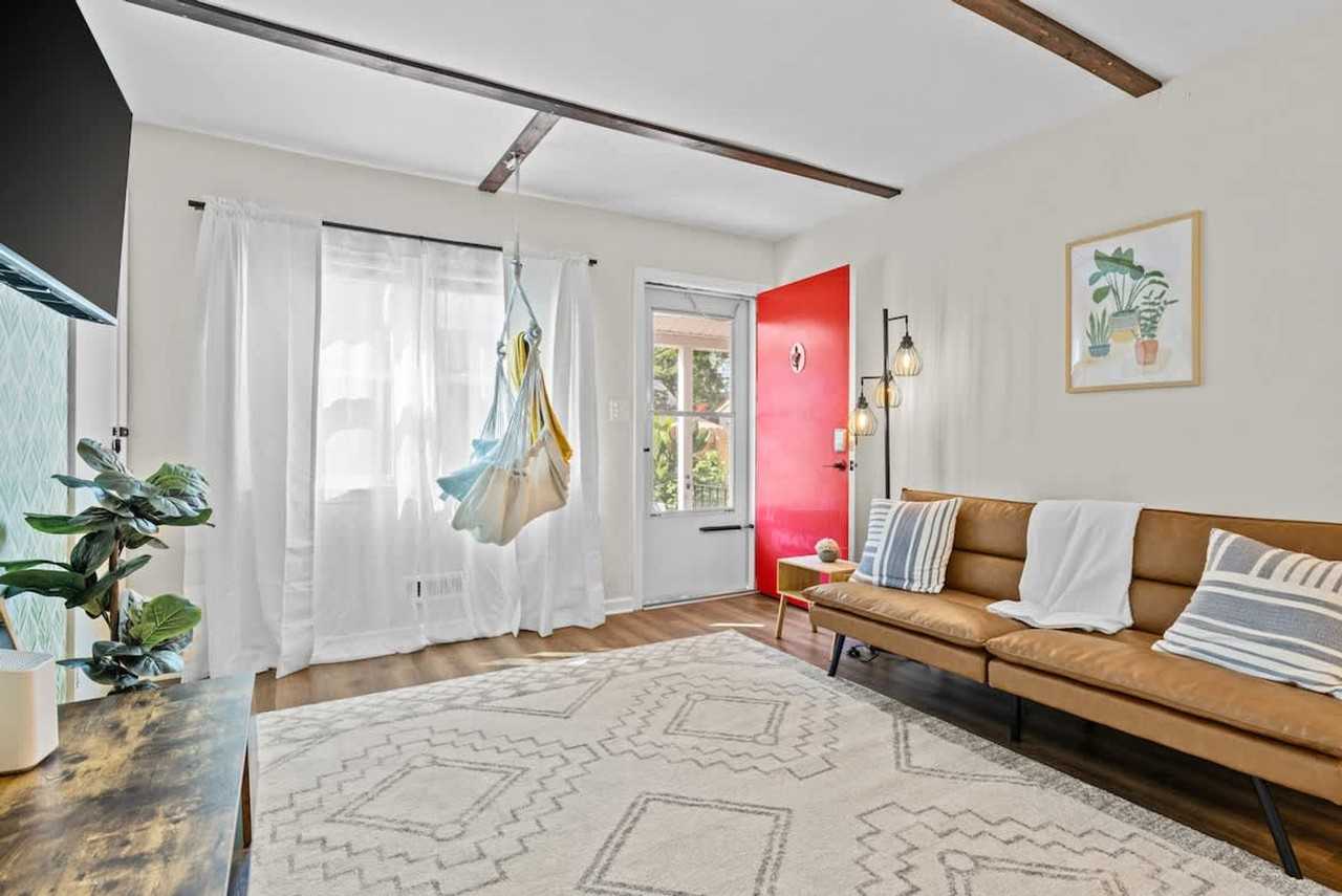 172 Cherry St #1354827P - Photo 2 of 18