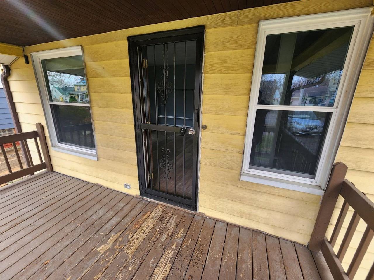 3820 E 153rd St - Photo 4 of 17