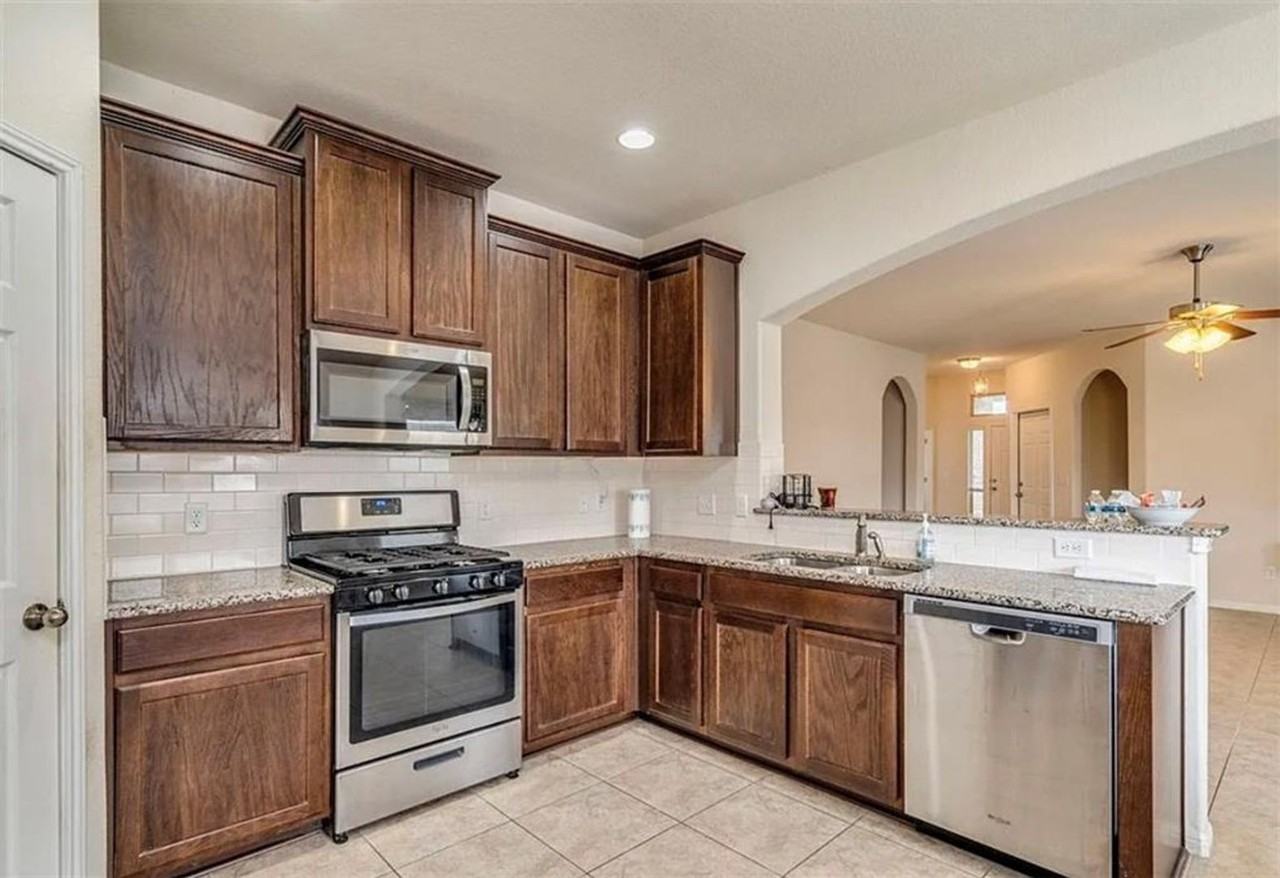 104 Beech Creek Lane - Photo 2 of 14