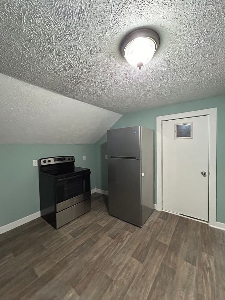 212 North 4th Street - Photo 3 of 20