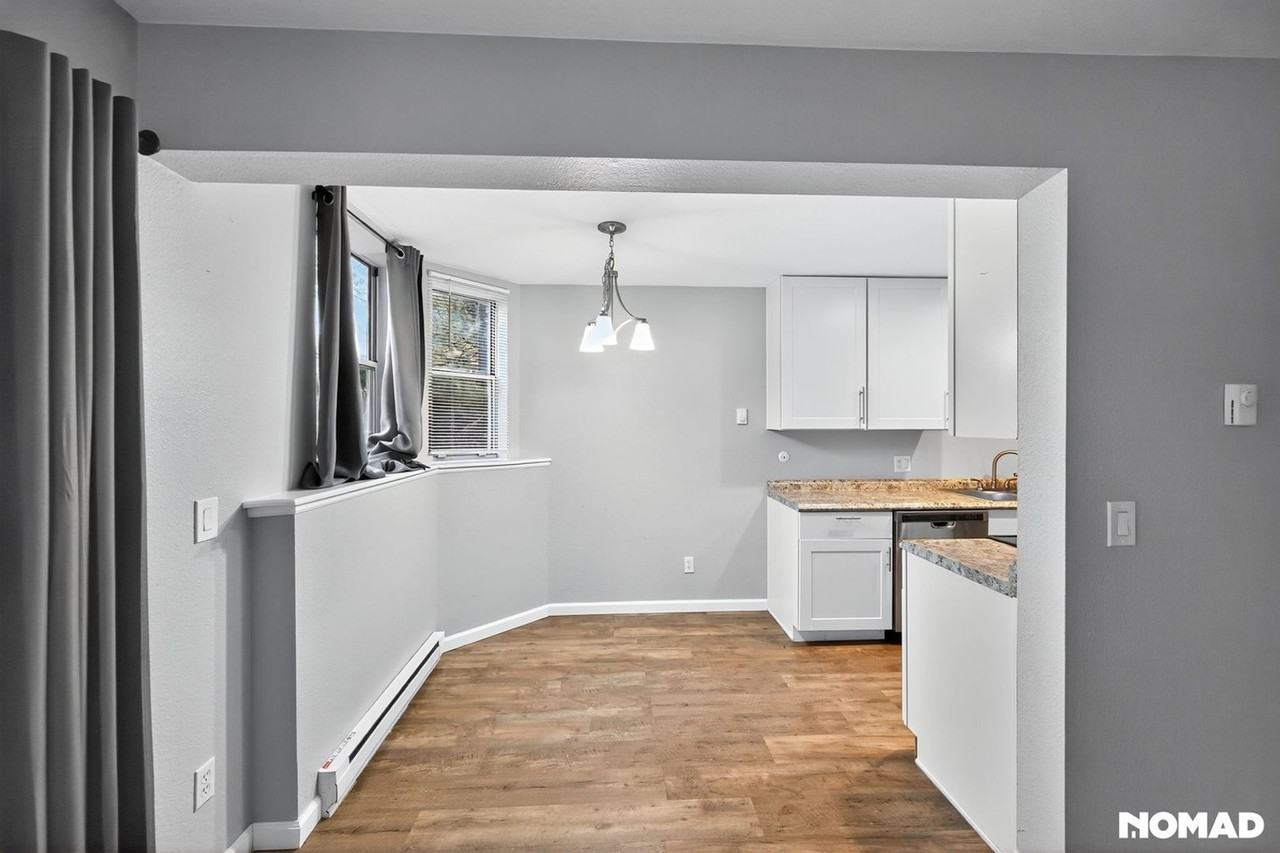 17403 E Mansfield Ave - Photo 7 of 32