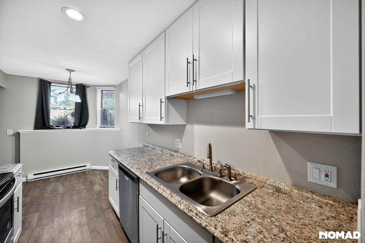 17403 E Mansfield Ave - Photo 5 of 32