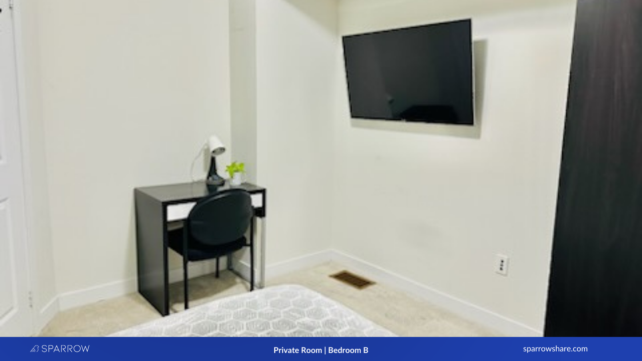 Castlegate Crossing & Moonbeam Gln - Photo 3 of 9